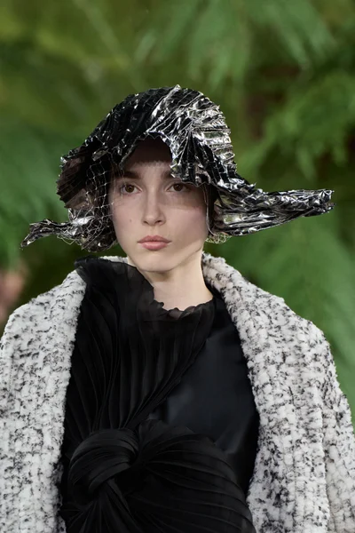 Look 157